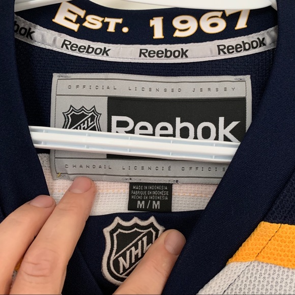 Authentic St Louis Blues Jersey.  Size medium. - Picture 3 of 3